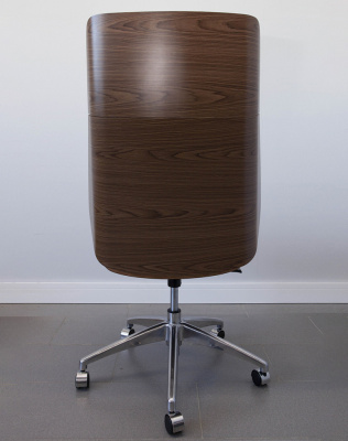 Кресло из натуральной кожи, каркас дерево арт. FX-BC06 - купить в Каспийске. Цена 34 820.52 руб.